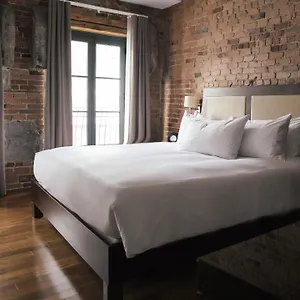Nelligan 4*, Montréal Canadá